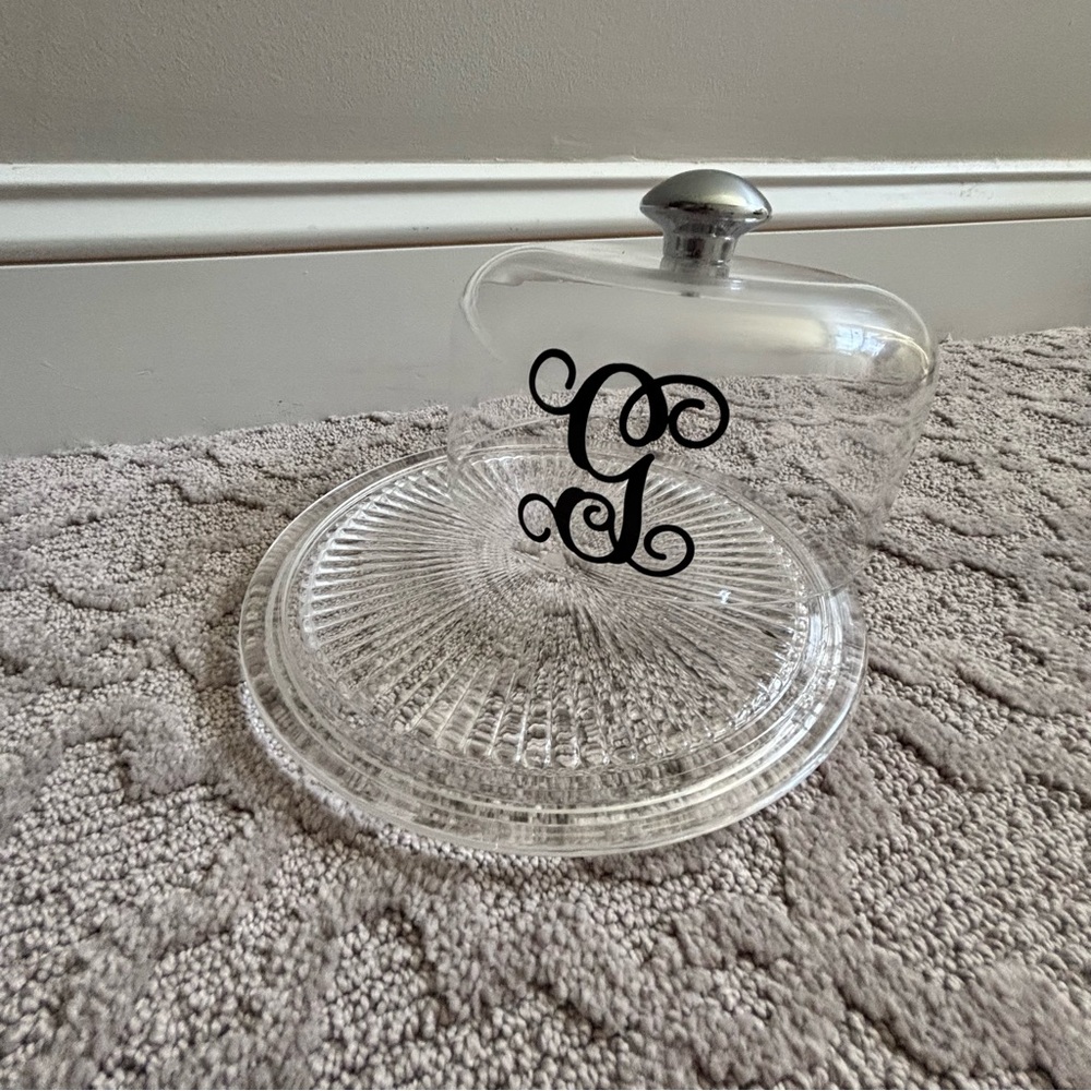 Clear Enamel Covered Cheese Board Dish with Serving Tray Monogram G Gift Party - Picture 4 of 7